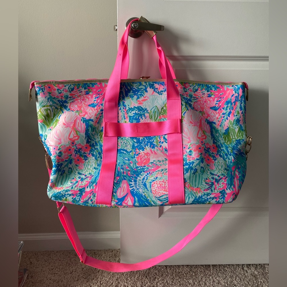 Lilly Pulitzer Fished My Wish duffle/tote/big bucket travel bag